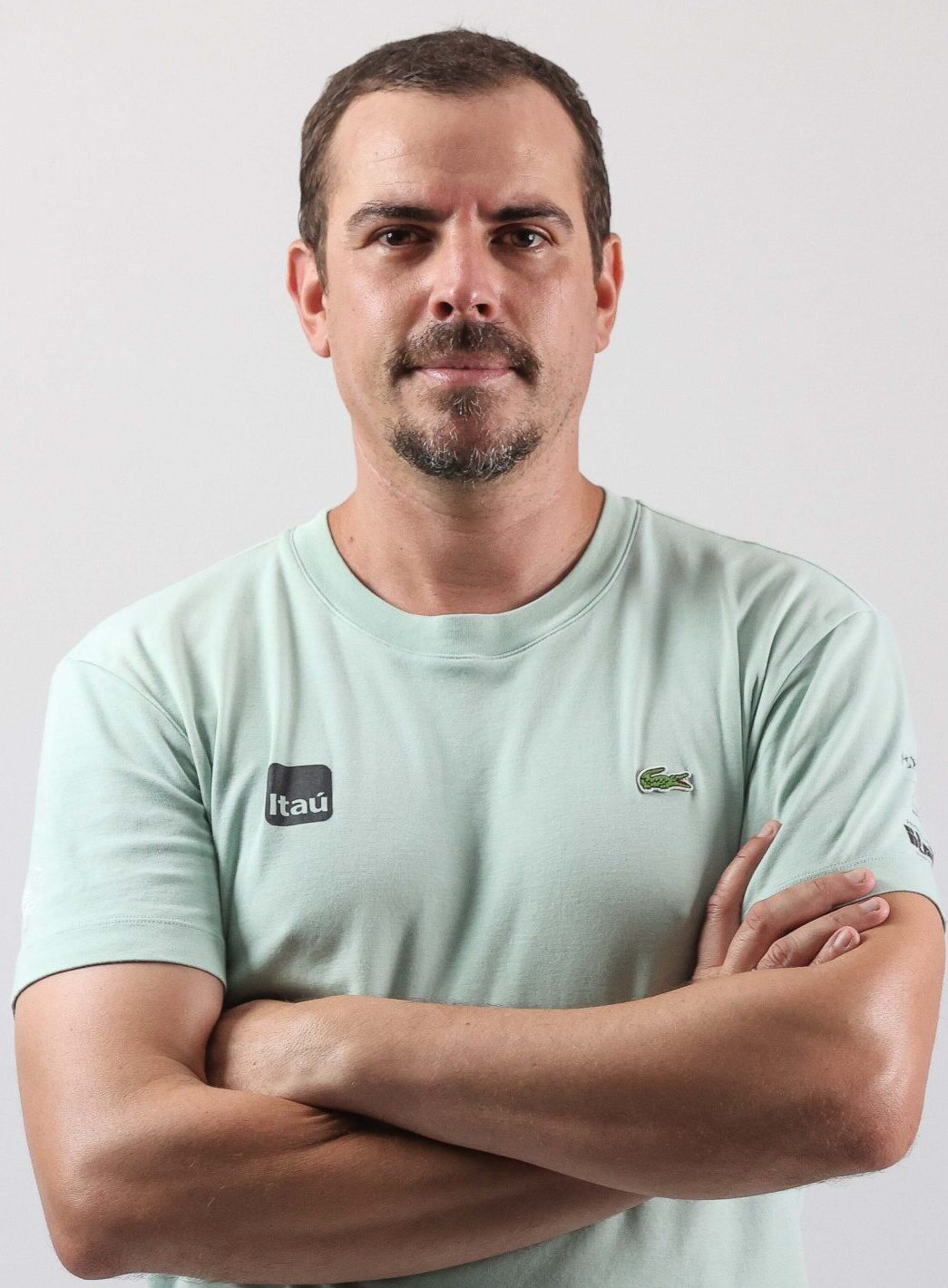 Luiz Gustavo Bernardo Frey